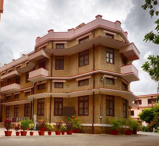 Mount Carmel College